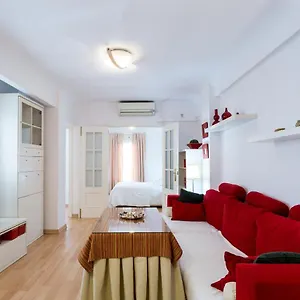 https://cs-para-familias-junto-a-plaza-de-san-marcos.es-andalucia.com